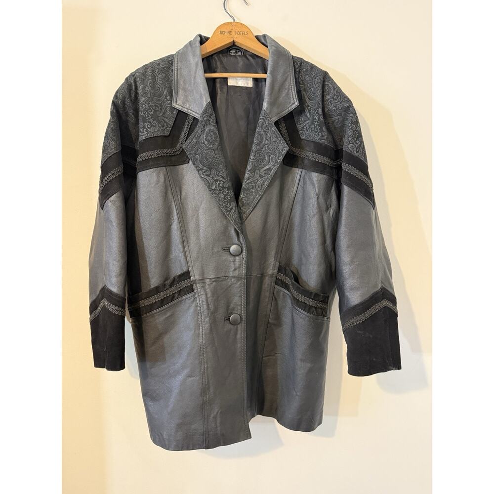 Vintage Women’s 100% Black Leather Paisley Button Front Long Coat Western Large